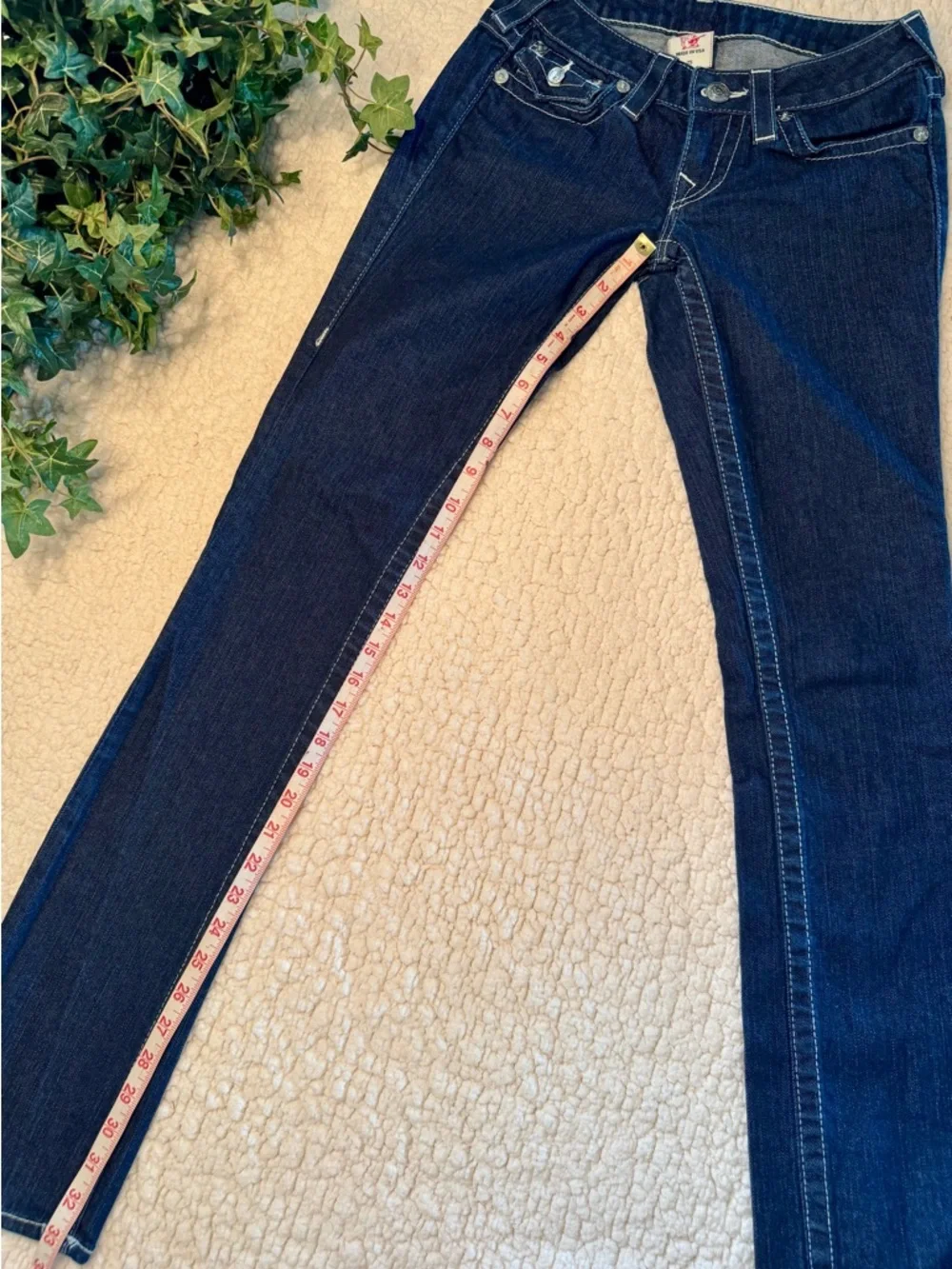 True Religion Women's Dark Indigo Skinny Jeans with Embellished Back Pockets - Picture 4 of 4